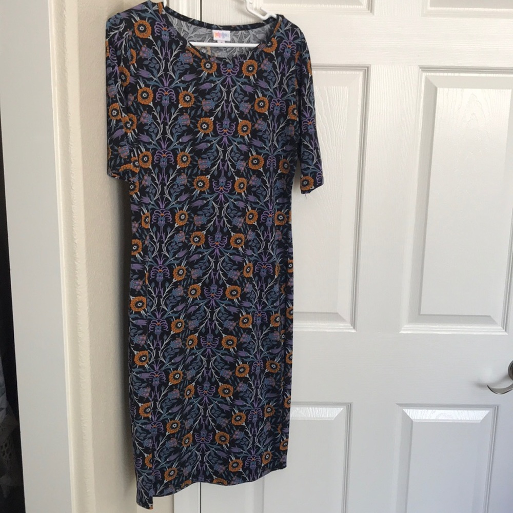 SOLD LuLaRoe Pencil Dress Size Medium
